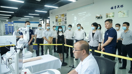 湖北省副省长肖菊华一行实地考察库柏特,调研人工智能及大数据产业链